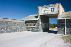 Ingresso della prigione di Robben Island, al largo di Cape Town in Sudafrica