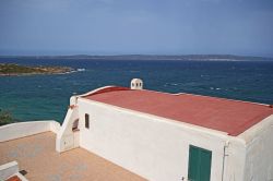 Isola di Sant'Antioco in Sardegna: uno scorcio di Calasetta, sullo sfondo la costa sarda