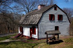 Johnson Ferry House a Washington Crossing, Trenton, New Jersey. L'edificio fu utilizzato da George Washingtone i suoi ufficiali prima della battaglia di Trenton avvenuta nel 1776 - © ...