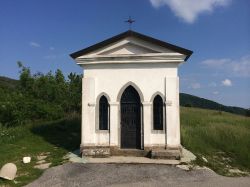 La Bocchetta Sant'Antonio nei pressi di Faedis in Friuli Venezia Giulia - © YukioSanjo, CC BY-SA 3.0, Wikipedia