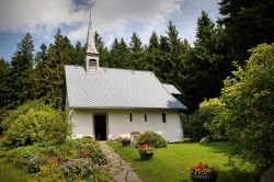 La cappella di San Martino nei pressi di Furtwangen, Foresta Nera, Germania. 
