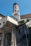 La chiesa di San Lorenzo a Bludenz, Austria. Distrutto da un incendio cittadino nel 1491, l'edificio è stato in seguito ricostruito - © Karl Allen Lugmayer / Shutterstock.com ...