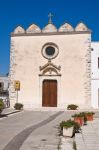 La chiesa di San Quirico a Cisternino, Puglia. Edificata nei primi anni del 1600, la chiesetta è dedicata a San Quirico e a Santa Giulitta martirizzati all'inizio del IV° secolo ...