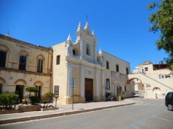 La Chiesa di Sant'Antonio da Padova nel centro storico  di Bernalda in Basilicata - © Sandra Pires / mapio.net