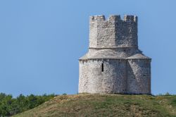 La chiesa medievale di San Nicola nei pressi di Zaton, Croazia.
