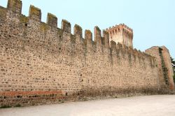 La cinta muraria del Castello di Este, Colli Euganei in Veneto