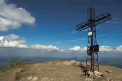 La croce sulla cima del Monte Ventasso in Emilia-Romagna