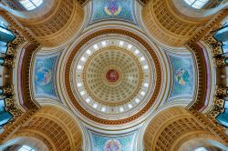 La cupola affrescata del Campidoglio a Madison, Wisconsin (USA) - © Nagel Photography / Shutterstock.com