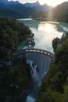 La diga sul Lago di Barcis in Carnia, Friuli Venezia Giulia