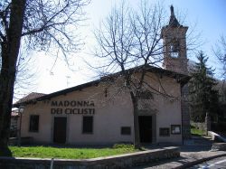 La Madonna dei CIclisti vicino a Gaverina-Terme / Casazza - © Giorces, Wikipedia