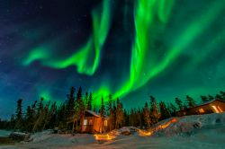 La magia delle luci del nord a Yellowknife in Canada