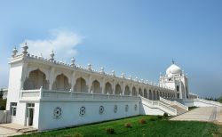 La Moschea Bianca al centro culturale Hui di Yinchuan, provincia di Ningxia, Cina.

