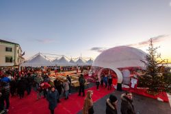 La Pista di pattinaggio di Bardolino sul Lago di Garda durante il periodo del Natale - © consorziovr2.it