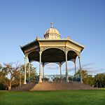 La rotonda dell'Elder Park di Adelaide nel tardo pomeriggio, Australia.
