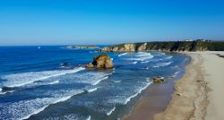 La spettacolare spiaggia di Penarronda nelle Asturie:siamo a Castropol, nord della Spagna