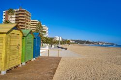 La spiaggia deserta di Torre Sant Vicent a Benicassim, Comunità Autonoma Valenciana, Spagna.
