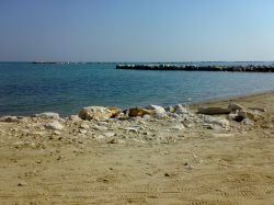 La spiaggia di Campomarino di Termoli, in Molise - © Raimondo Perrina, CC BY-SA 3.0, Wikipedia