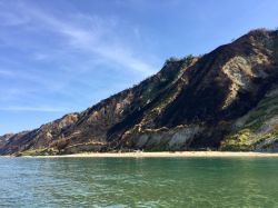 La spiaggia di Fiorenzuola di Focara a nord di Pesaro nelle Marche.