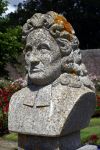 La statua di John Flamsteed, presso il Castello di Herstomnceux