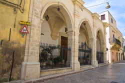 La loggia della chiesa di Sant'Agostino a Montescaglioso (Basilicata) - © Mi.Ti. / Shutterstock.com