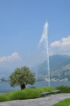 Lugano, il fiotto  della fontana del Lago
