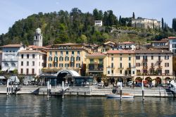 Bellagio, Italia: il lungolago della cittadina situata in provincia di Como. Nei mesi stivi è una delle mete più gettonate dai vacanzieri - foto © Stefano Ember / Shutterstock.com ...