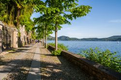 Lungolago di Orta non distante da Omegna in Piemonte