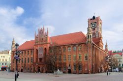 Municipio di Torun, Polonia. Il trecentesco palazzo municipale, conosciuto con il nome di Ratusz Staromiejski, è uno dei Municipi più monumentali dell'Europa centrale. Al suo ...