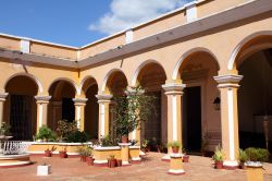 Il museo di storia municipale di Trinidad, Cuba - Il museo di storia municipale di Trinidad conserva importanti testimonianze della storia della città e della Valle de los Ingenios, indissolubilmente ...