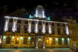 Museo dell'Uomo a Breslavia, Polonia - Fotografia notturna del sontuoso edificio che ospita il Muzeum Czlowieka aperto nel 2002 all'interno del Collegium Anthropologicum di Wroclaw © ...