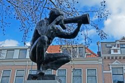 Omaggio scultoreo alla professione del fotografo, Haarlem (Olanda) - © Primi2 / Shutterstock.com