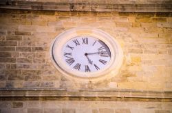 Orologio in una chiesa di Castelvetrano, Sicilia