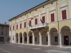 Palazzo Tommaso Caprioli in centro a Carpenedolo in Lombardia - © Alepiova - Wikipedia