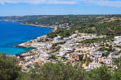 Panorama del borgo costiero di Castro, costa adriatica del Salento in Puglia