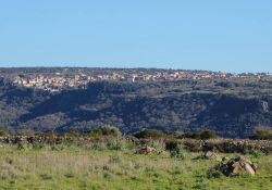 Panorama del villaggio di Ardauli in provincia di Oristano in Sardegna Di Gianni Careddu - Opera propria, CC BY-SA 4.0, Collegamento