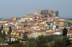 Il panorama di Montemagno in Piemonte - © Luca Ghio - CC BY-SA 3.0, Wikipedia