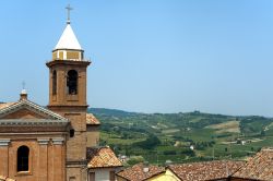 Panorama di Montiano il piccolo borgo sulle colline a sud di Cesena in Emilia-Romagna