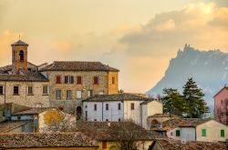 Panorama serale del Borgo di Verucchio in Romagna