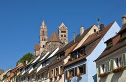 Panoramica di edifici e tetti nel centro di Breisach am Rhein, Germania - © 239104099 / Shutterstock.com