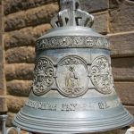 Particolare della campana della cattedrale di San Giorgio a Addis Abeba, Etiopia.
