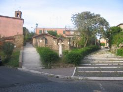 Passeggiata nel centro storico di Ardea nel Lazio