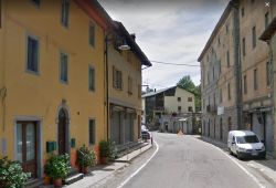 Piandelagotti, Modena: una strada del centro storico