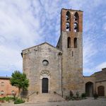 Pieve di San Giovanni Battista una delle attrazioni del centro di Lucignano - © Roberto Cerruti / Shutterstock.com