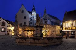 Place du Chateau, fotografia notturna del borgo di Eguisheim in Alsazia (Francia) - © Bildagentur Zoonar GmbH / Shutterstock.com
