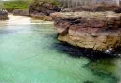 Point Ness sull'isola di Lewis and Harris, Scozia - Acque limpide e cristalline per Point Ness, la parte più settentrionale dell'isola di Lewis composta da una quindicina di villaggi ...