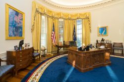 Replica dell'Ufficio Ovale alla Casa Bianca al William J. Clinton Presidential Center and Library di Little Rock, Arkansas (USA) - © amadeustx / Shutterstock.com