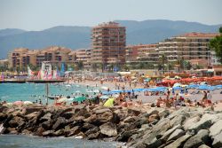 Saint Raphael, Francia. Conosciuta come una delle città turistiche della Costa Azzurra, Saint Raphael ha origini antichissime che risalgono al Paleolitico - © Daniel Leppens / Shutterstock.com ...