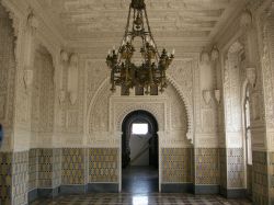 La celebre Sala degli Amori all'interno del castello di Sammezzano. Il castello è attualmente visitabile solo un paio di volte l'anno - foto © Sailko / Wikipedia