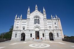 Il Santuario di Nostra Signora di Montallegro - Il Santuario di Nostra Signora di Montallegro, situato nell'omonima frazione di Rapallo, è considerato uno dei più importanti ...