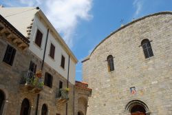 Scorcio del centro di Tempio Pausania, Sassari, Sardegna - © Franco Volpato / Shutterstock.com